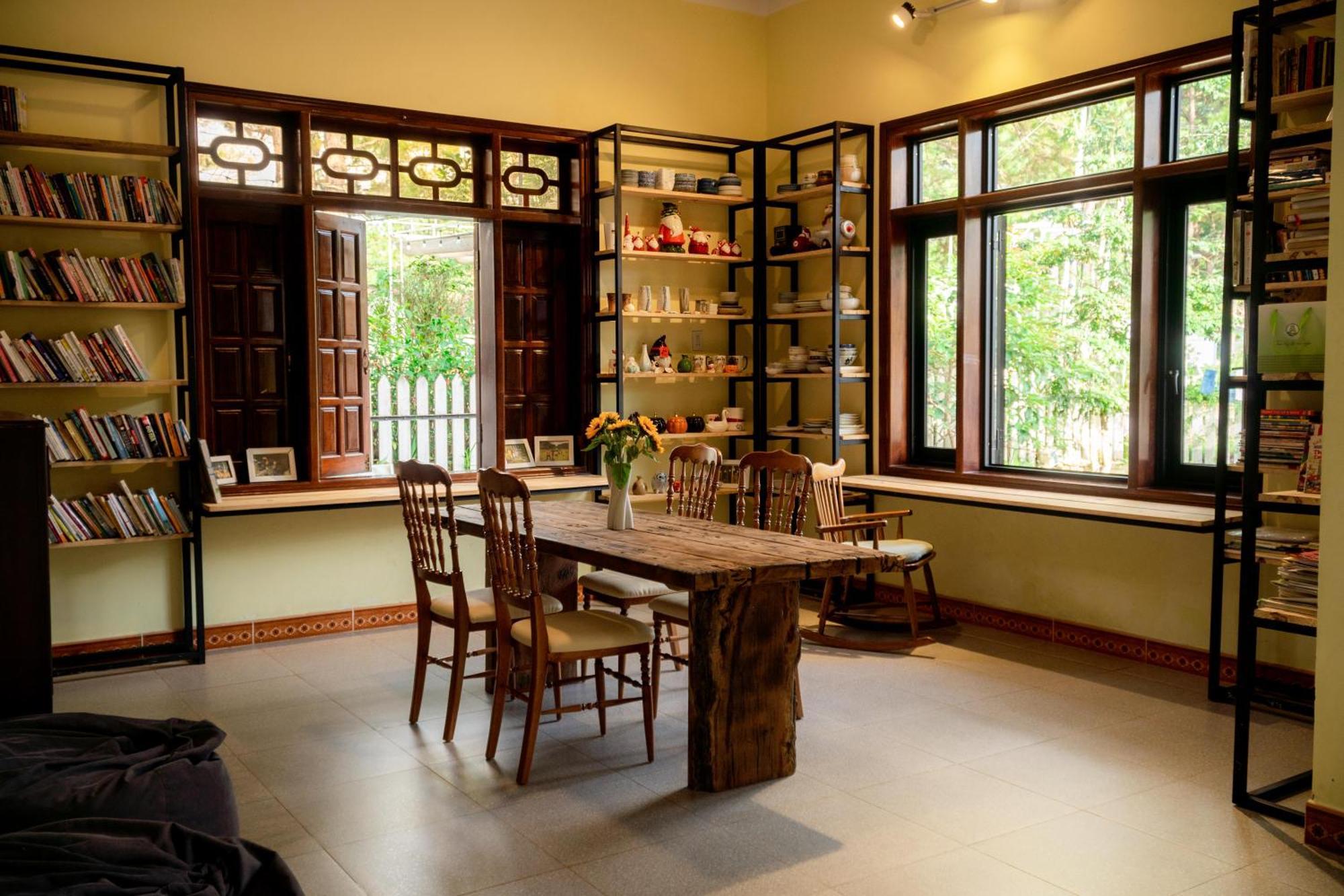 A Little Home Mang Den Kon Von Kla Exterior photo